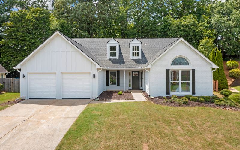 Front of 3981 Bear Ridge Pl NW