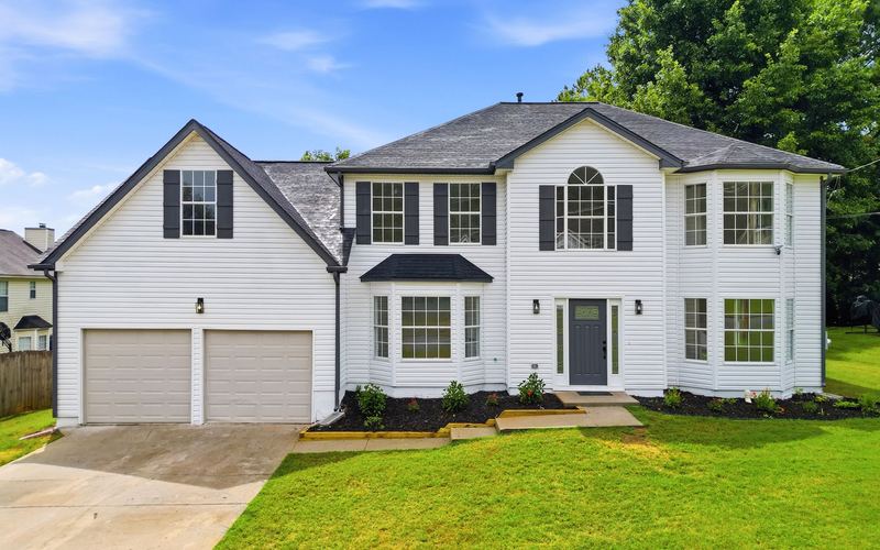 Front of 3255 Clifton Farm Dr